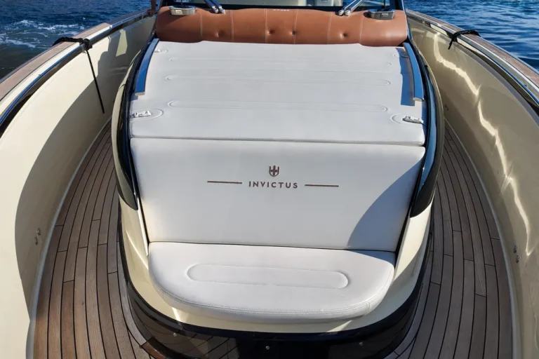 2020-invictus-yacht-tt460-power-9868757-20250711015238269-1