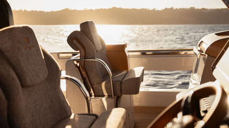 TT550-PERSONAL-WHITE-img23