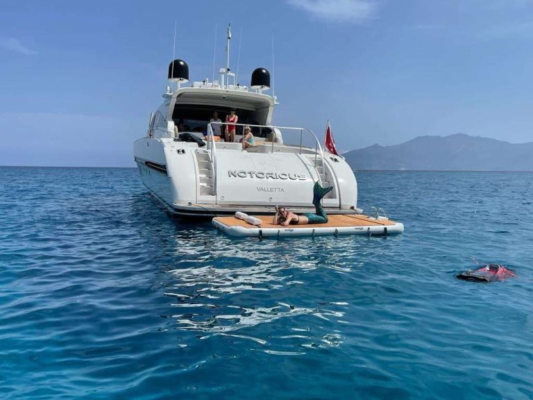 leopard-notorious-charter-9